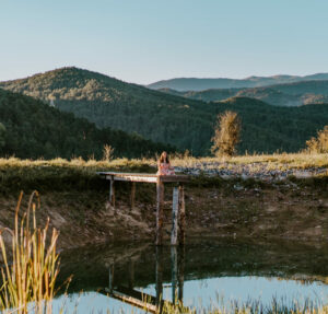 Femme confiante nature